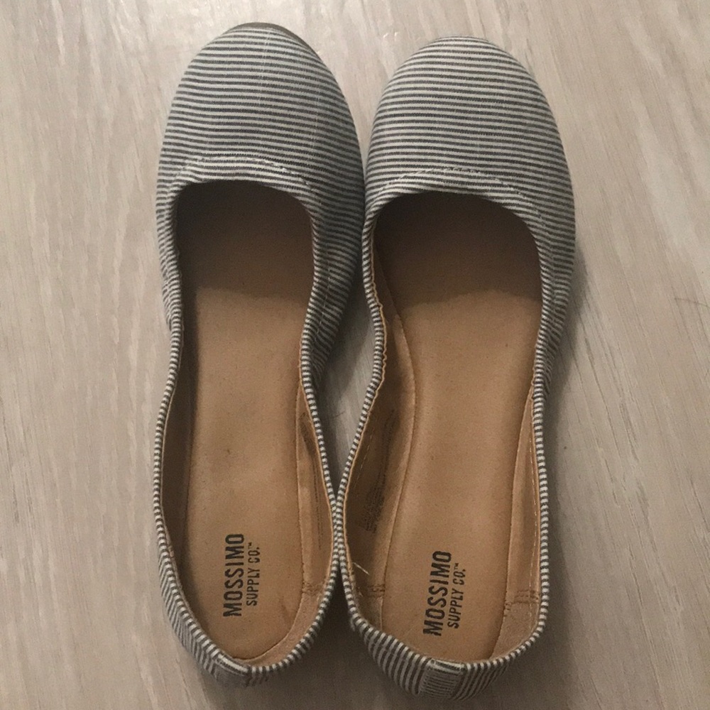 Blue/white flats